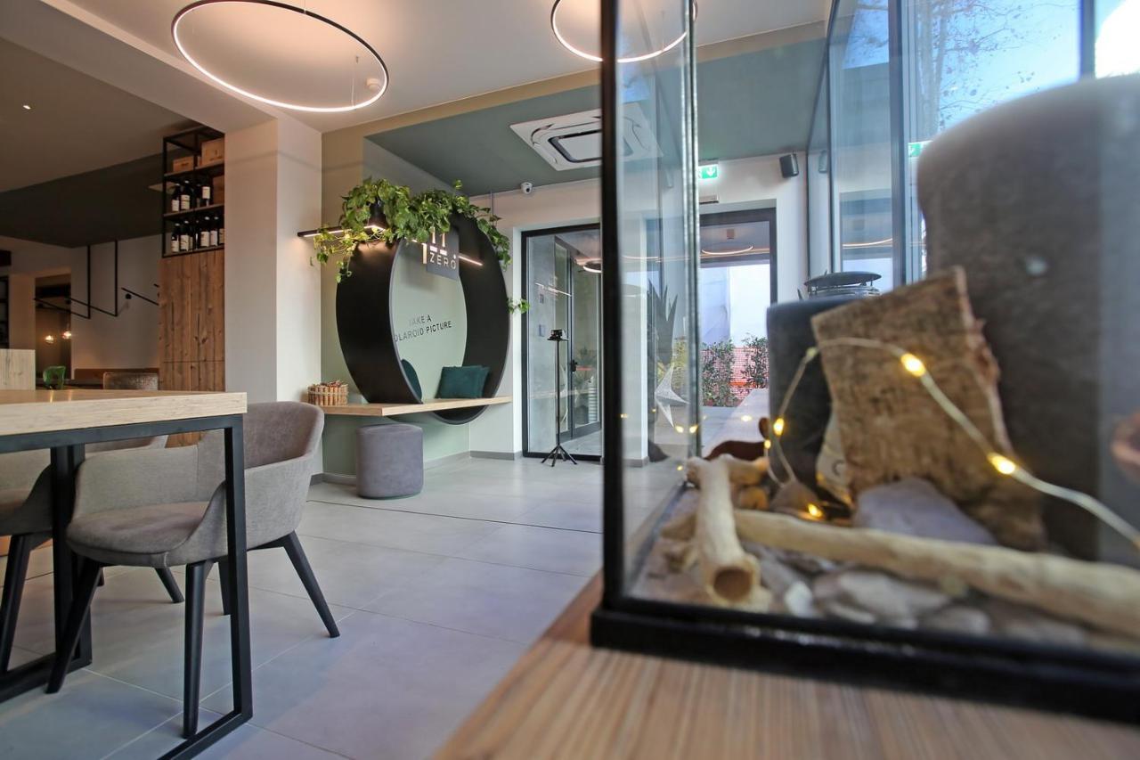 Meg Lifestyle Hotel & Apartaments Риччоне Экстерьер фото