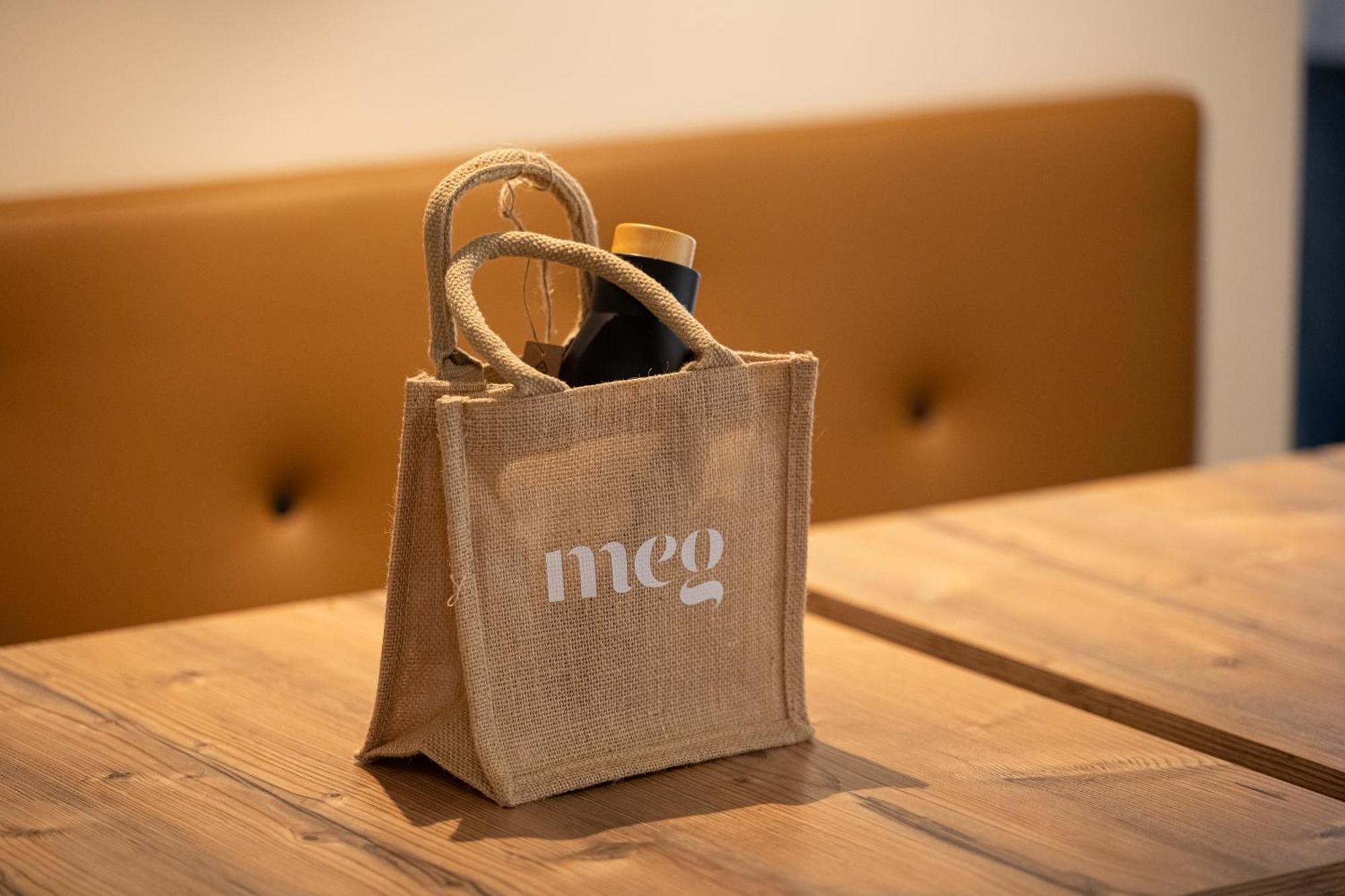Meg Lifestyle Hotel & Apartaments Риччоне Экстерьер фото