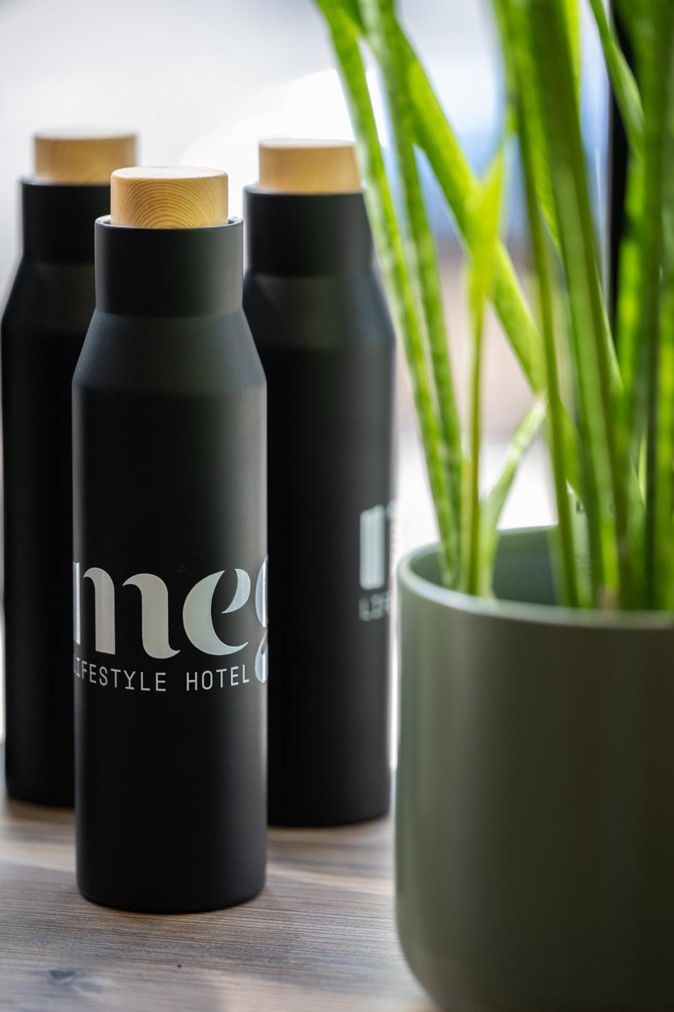 Meg Lifestyle Hotel & Apartaments Риччоне Экстерьер фото